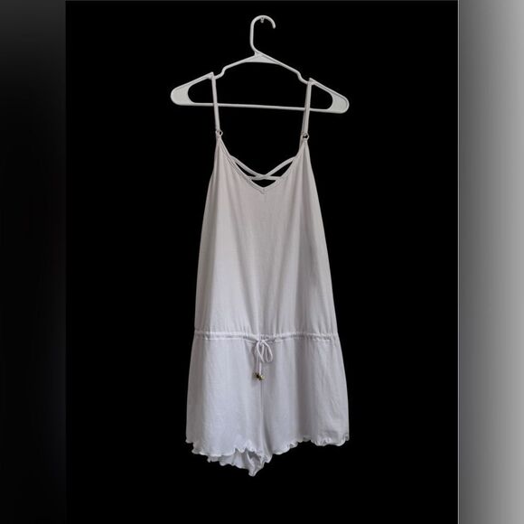 California Waves Other - California Waves White Sleeveless Cover-Up Romper